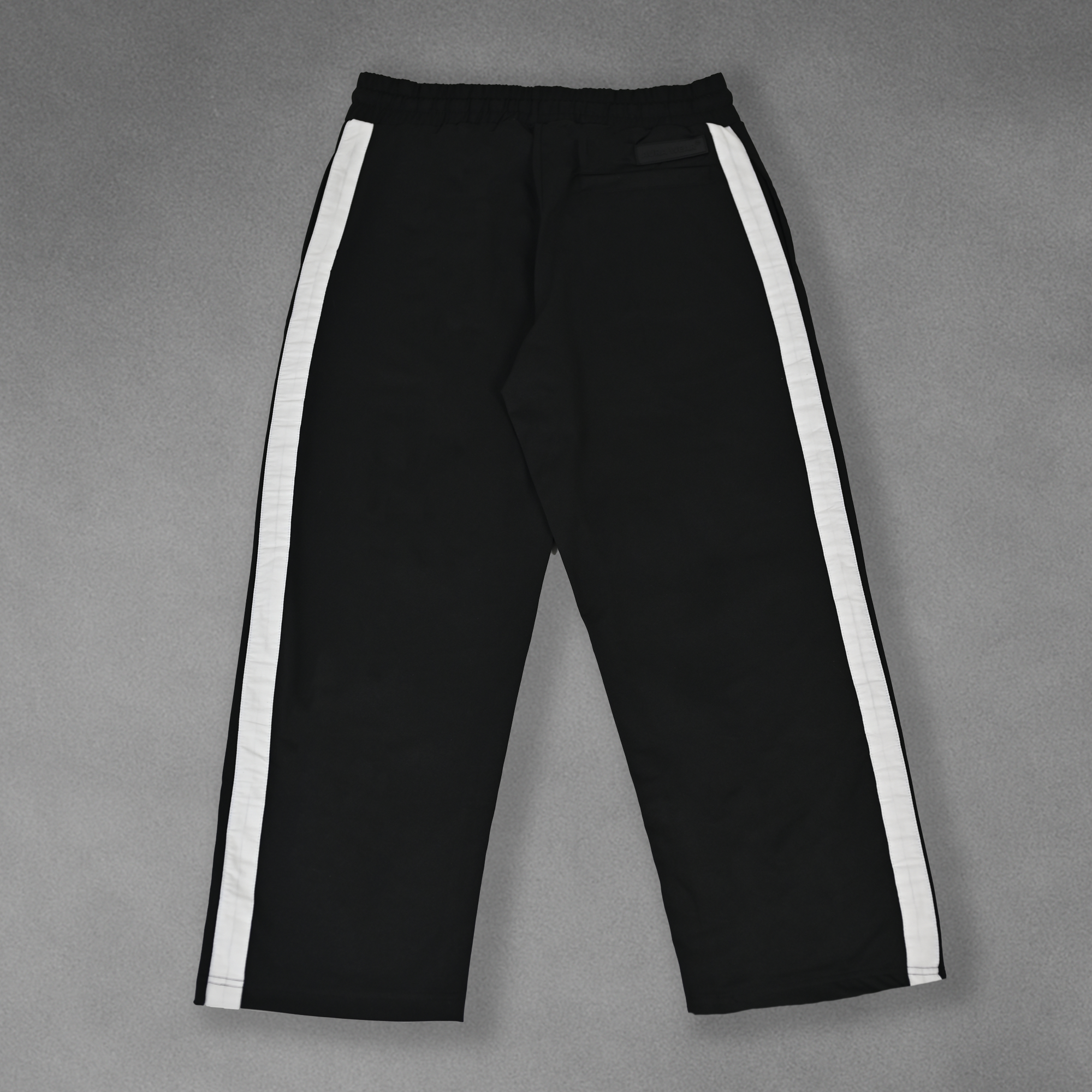 2001- Classic Nylon Jogger - MATTE BLACK