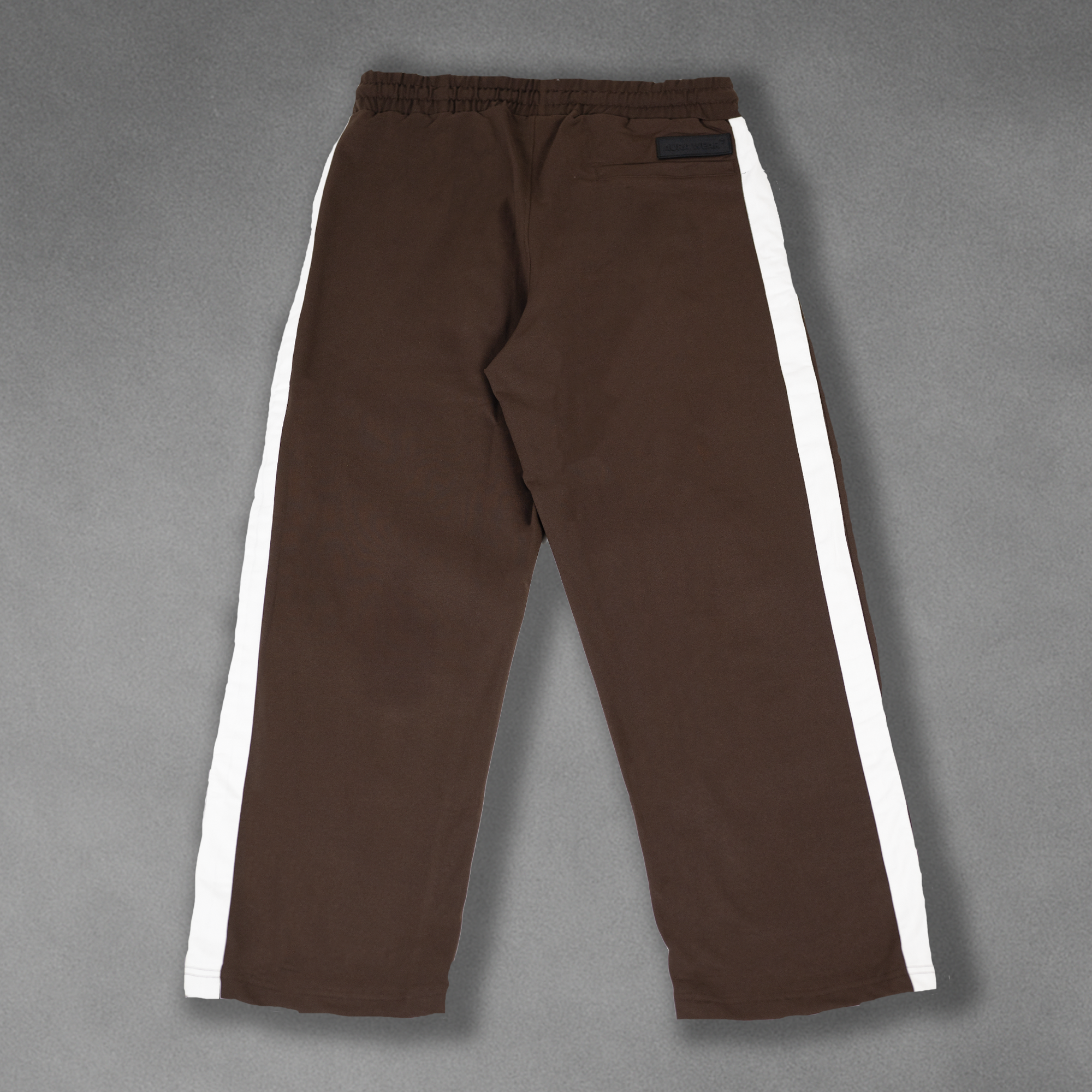 2001 -Classic Nylon Jogger - EARTH BROWN